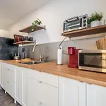 Modern Contemporary 2 Bedroom Suite